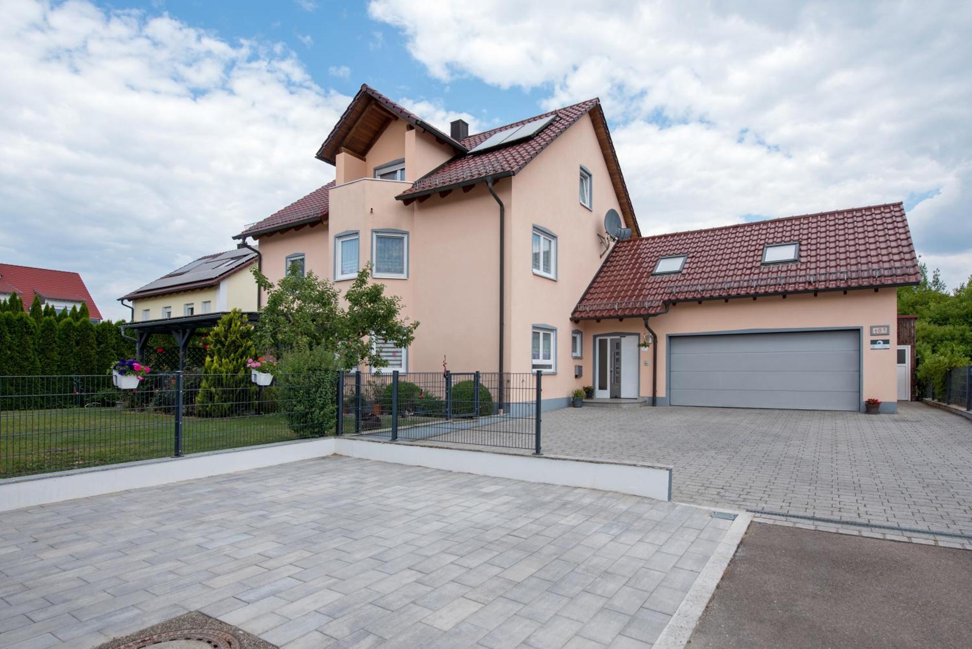 Ferienwohnung Regel Лауинген Экстерьер фото